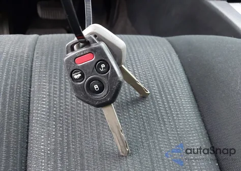 2013 Subaru Outback 2.5I Premium из США, поврежденный, VIN 4S4BRBCC3D3232155